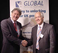 Darrell Todd of Thinking Australia and Clive Herrald, Director of Global Pensions Transfers.